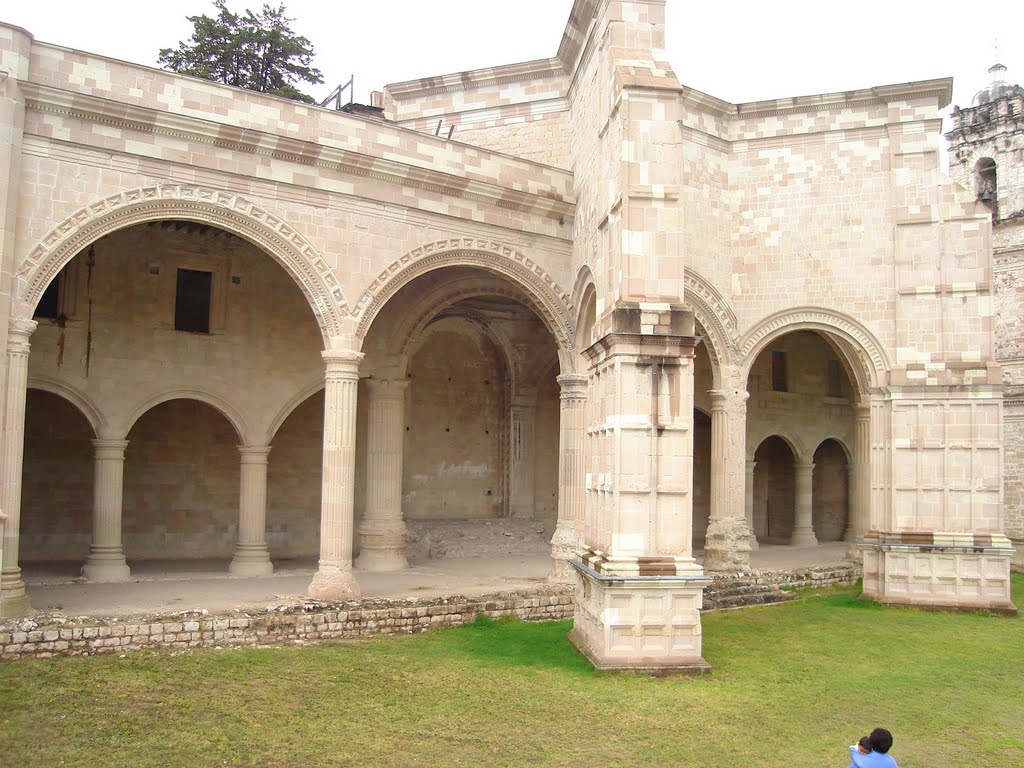 Exconvento de Teposcolula, Oaxaca by Fidel Sánchez