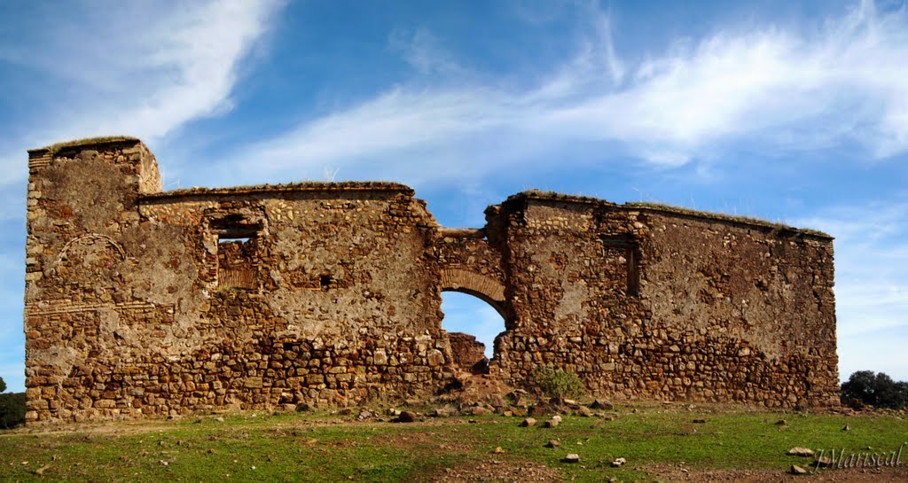 Parte trasera del Cortijo de Velasco, ruta de S.Domingo. by José Mariscal