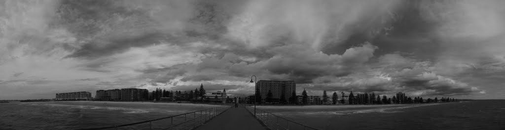 Glenelg from the jetty by wabisabikris