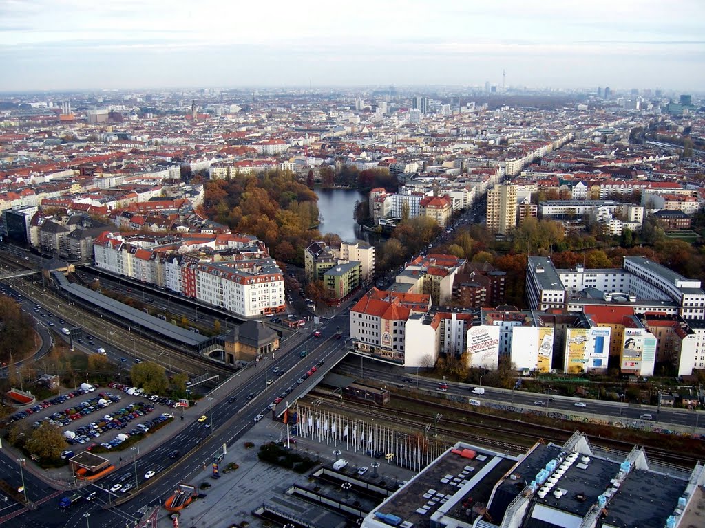 Blick vom Funkturm nach Osten (Lietzensee) 2006 by Stealthphotographer