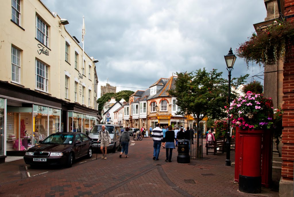 Sidmouth Town Centre by northbynorthwest