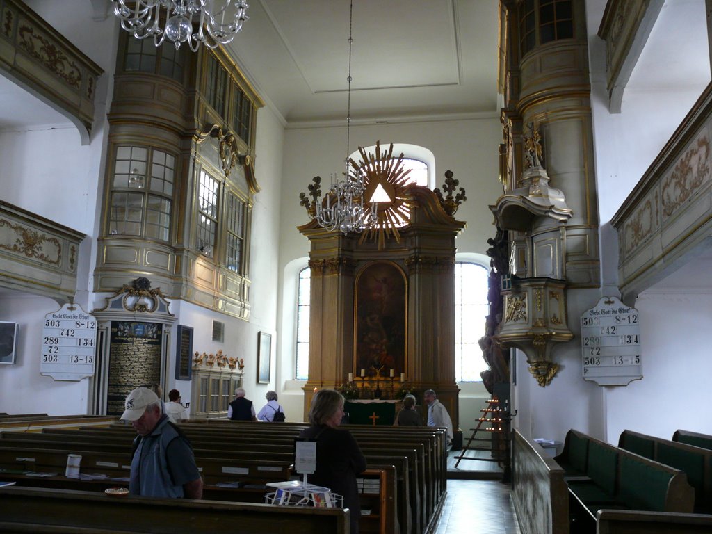 Lübbenau-St.Nikolaikirche-Innen by Robert (elch)