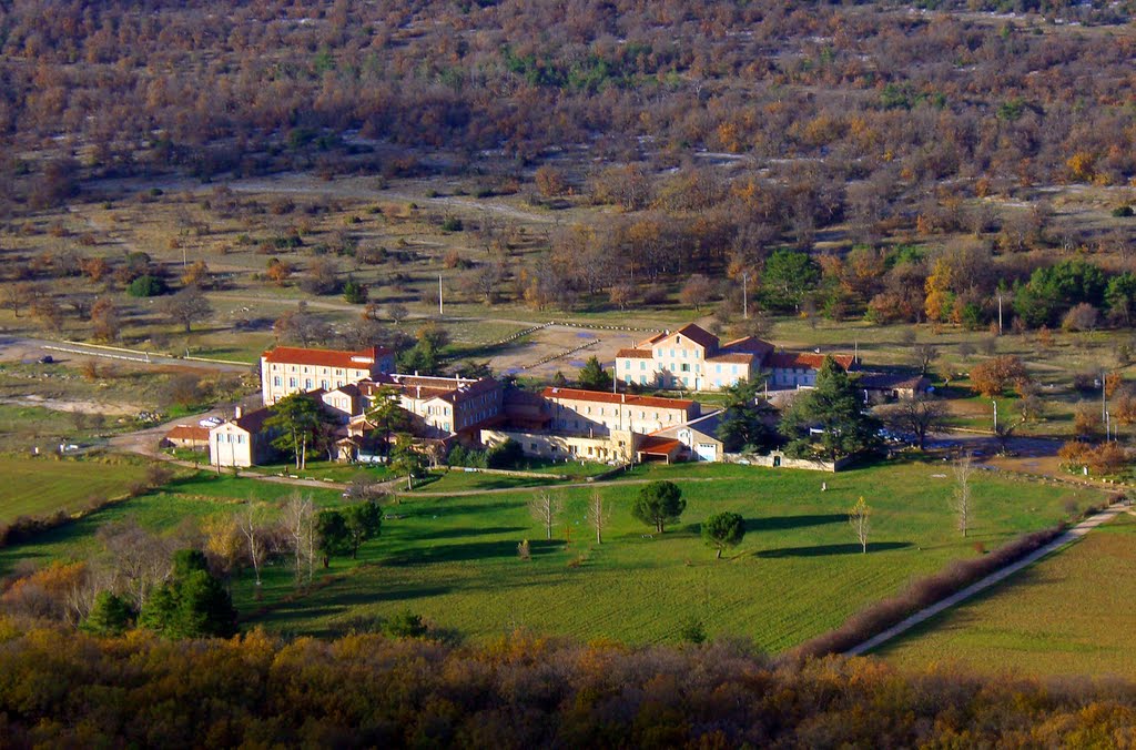 Paysage de la Sainte baume en automne (l'Hôtellerie) by Lucien Ruth