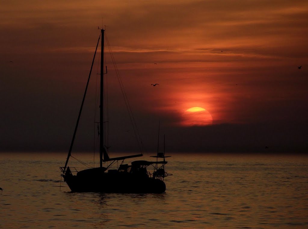 Sunset, view from Kalamış by Habib Atınç