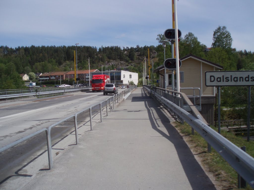 Bridge over Dalslands kanal, Floraleden, Bengtsfors 2008 by Biketommy