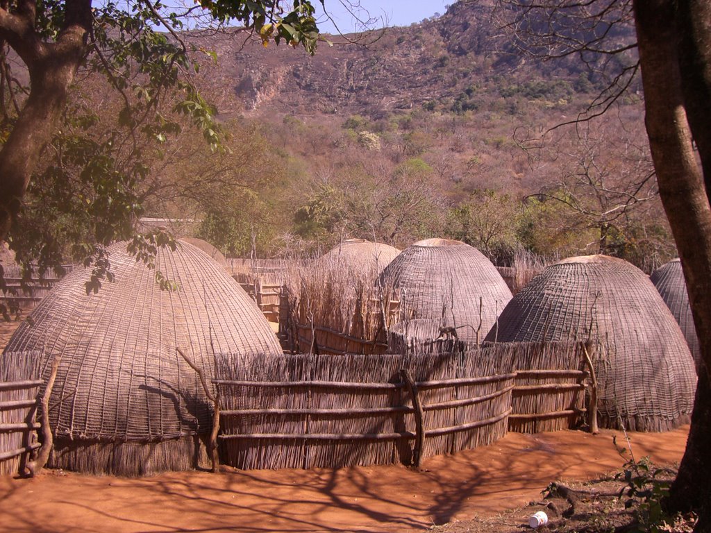 Swazi Cultural Village, near Mantenga Falls by tonetbcn