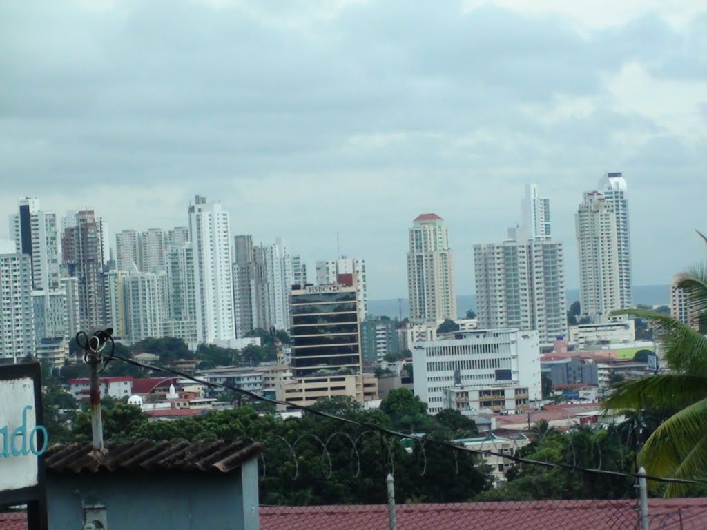 Panama city by Freddy Simon