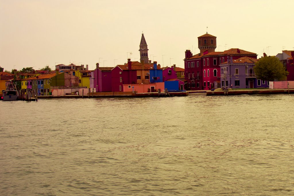 Burano by Nicola Zanconato