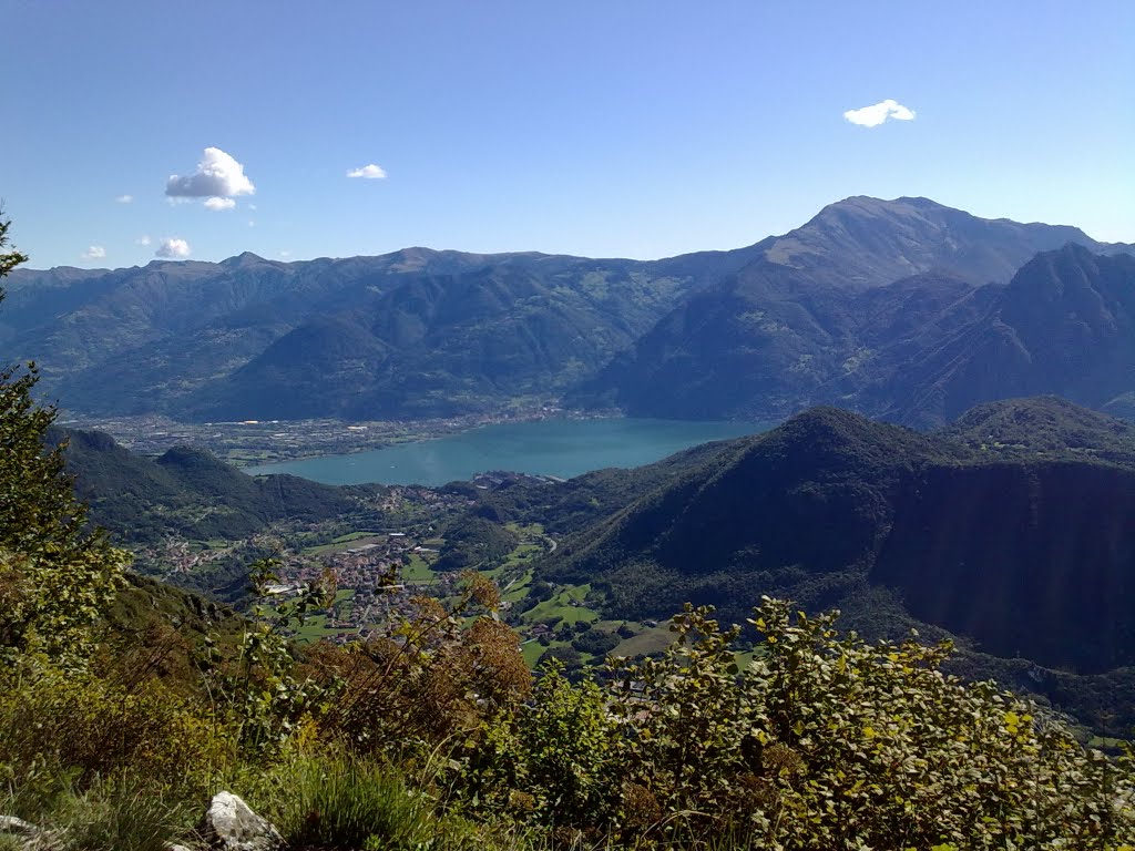 Vista sulla zona settentrionale del lago d'Iseo by koyuki82