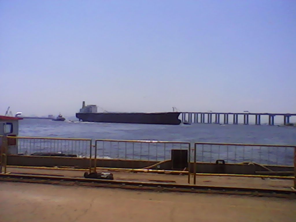 Vista da Baía da Guanabara by José Baía