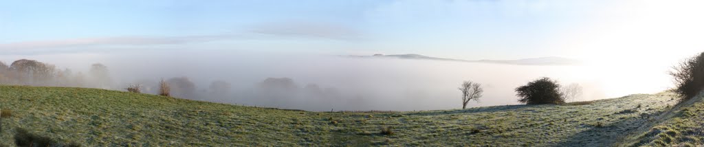 180 towards Catlow in the fog by FZappa