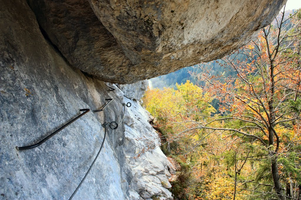 Via ferrata école d'Aillon-le-Jeune by Jean-François RAFFIN