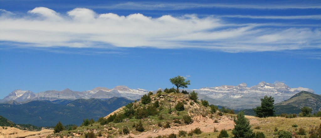 CAMINO A MORCAT by ANGEL LUENGO