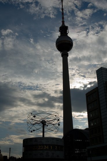 Reloj y Torre de Alexander Platz by Miguel Angel Vila