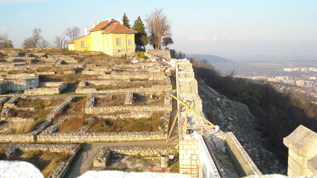 Shumen Fortress East Wall/Шуменска Крепост Източна Стена by Димитър Торчев