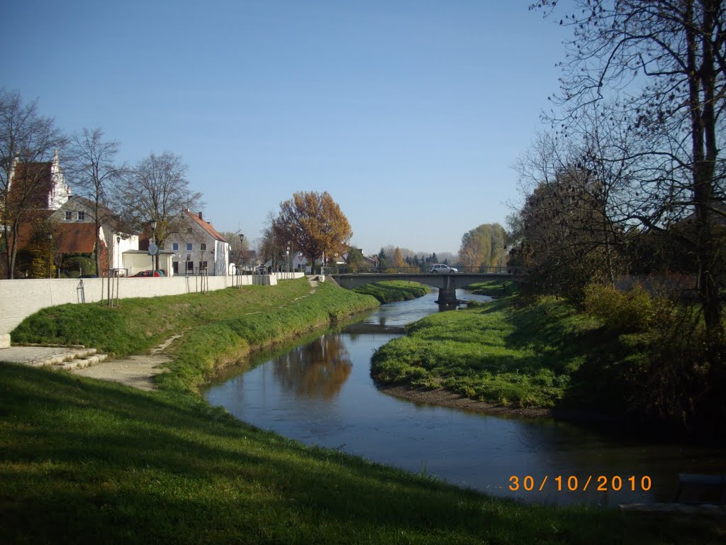 Die kleine donau.im hintergrund die kl.donaubrücke by jessi