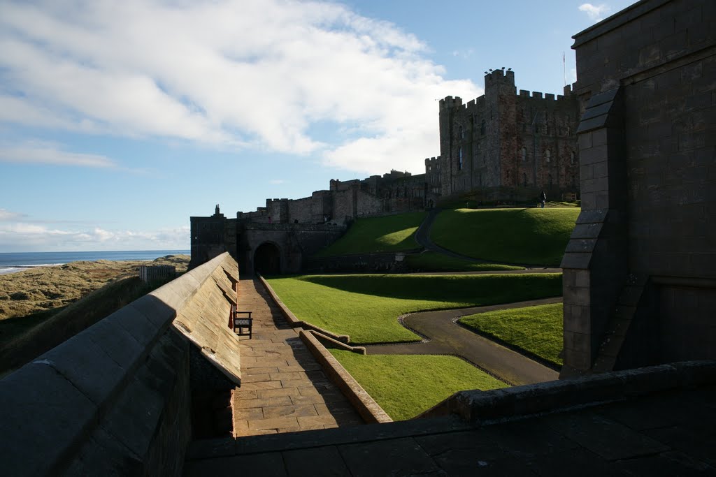 Bamburgh Castle by njellis