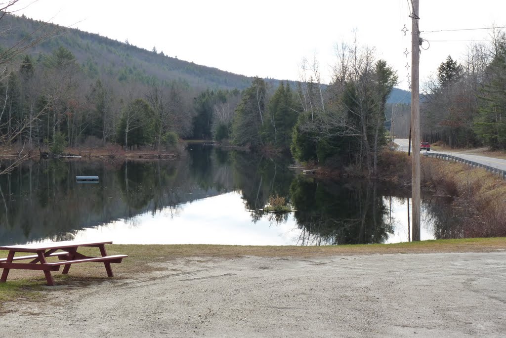 Reservoir Pond from Green Mountain Sugar House parking lot by Steven James