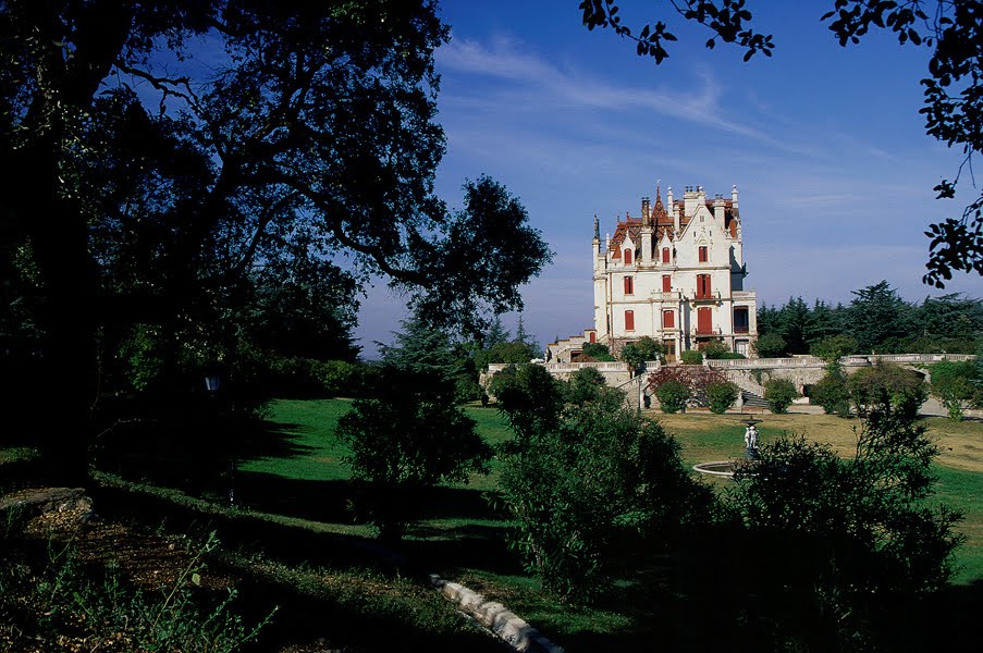 Le château et le Parc de Valmy by Argelès-sur-Mer