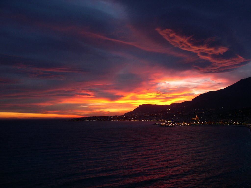 Sunset at Menton 2004 by lucas bona