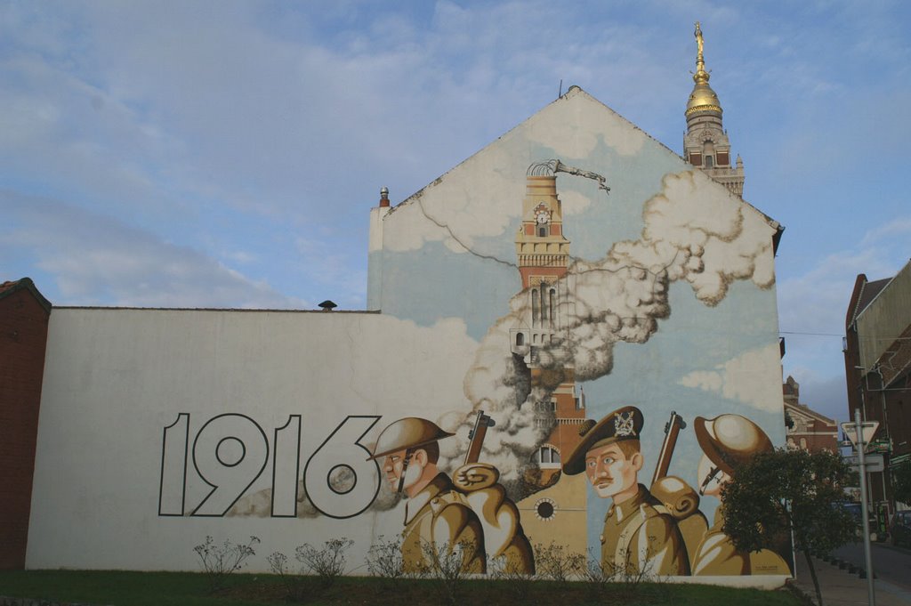 WW1 Mural,Albert, Somme by falconer Dave Long