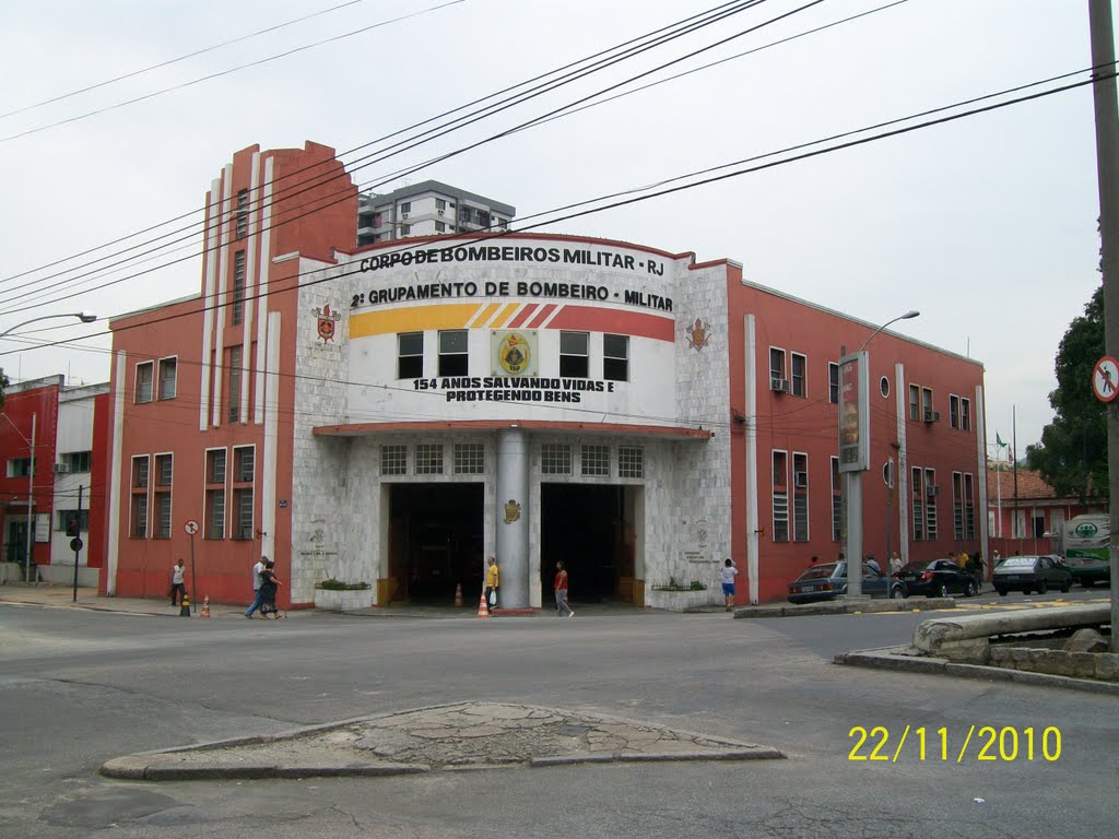 Quartel de bombeiros do Meier (Fire station) by Marcelo Leão