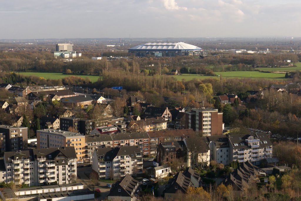 Blick auf Buer und Veltins-Arena vom Rungenberg by Alexkarl