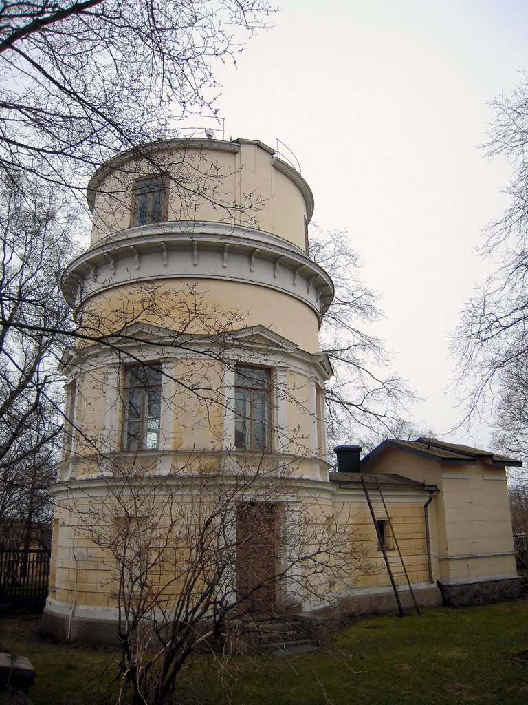 Tower of Tähtitorninmäki Observatory by Petteri Kantokari