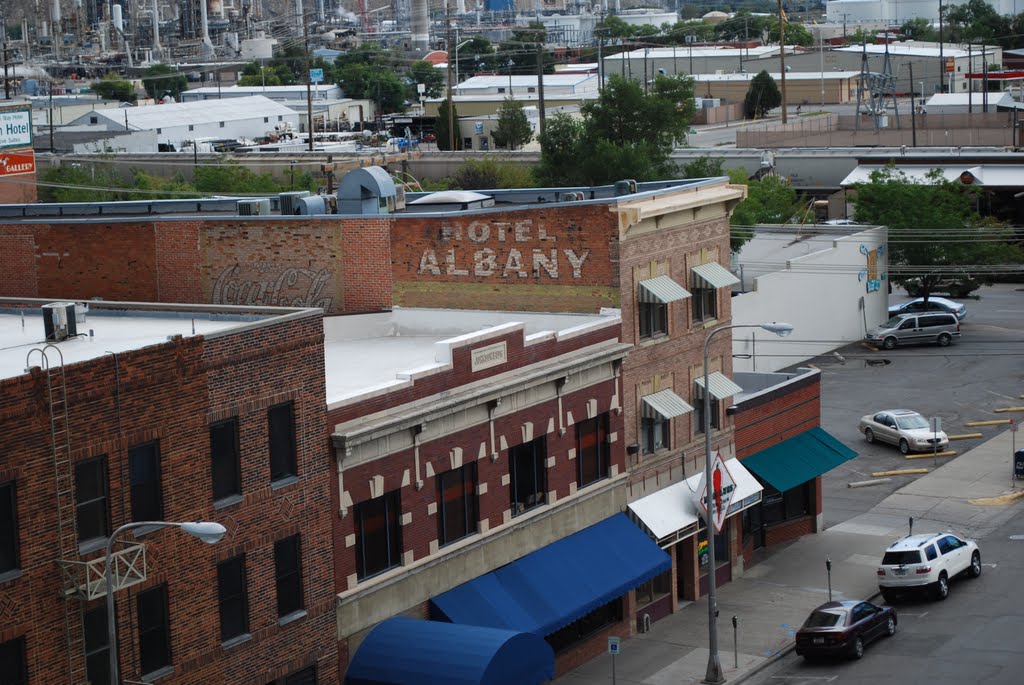 Old hotel albany, n 26th st by dschmitz