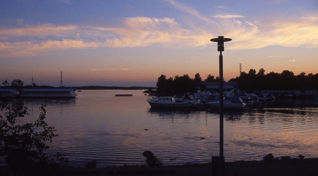 Harbour, Helsinki Finland - http://matthew-sayers.fotopic.net/ by Mishimoto