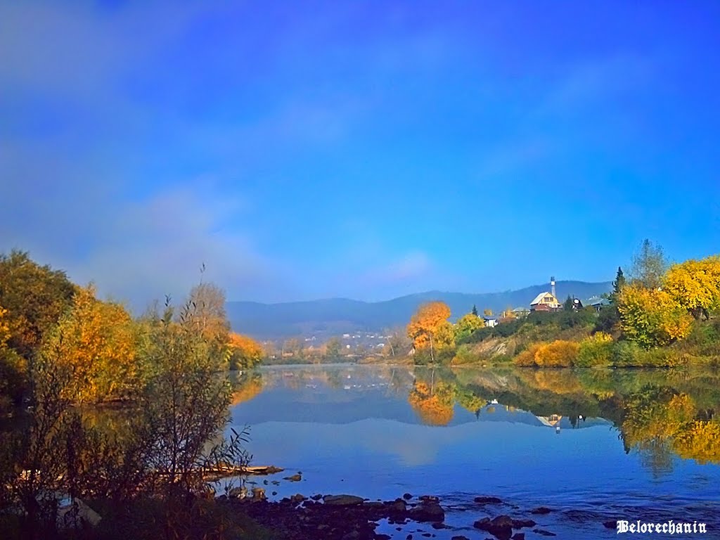 Река Белая. Осень. (White River. Autumn.) by Belorechanin