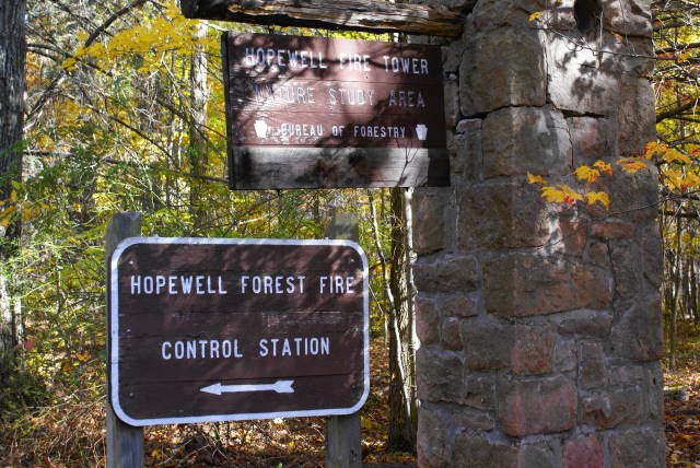 Hopewell Fire Tower Picnic Area at French Creek State Park by EHJ666