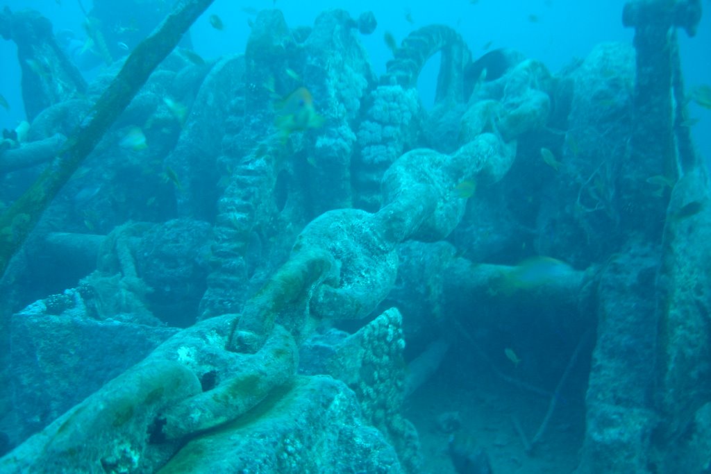 Wreck of the Thistlegorm - Anchor Cable by Sebastian Eckert