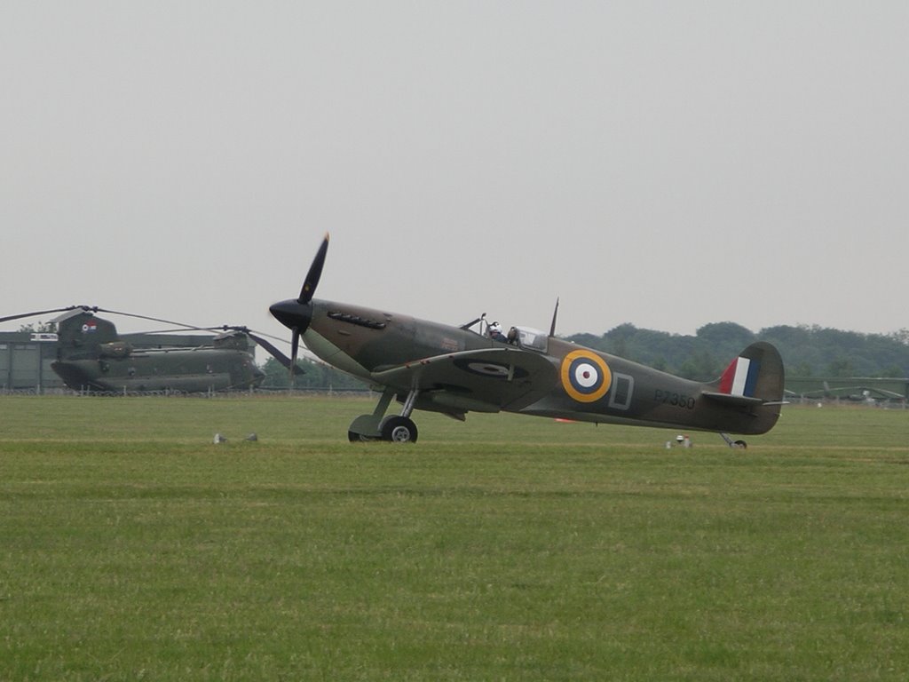 Waddington Airfield - Spitfire by FZappa