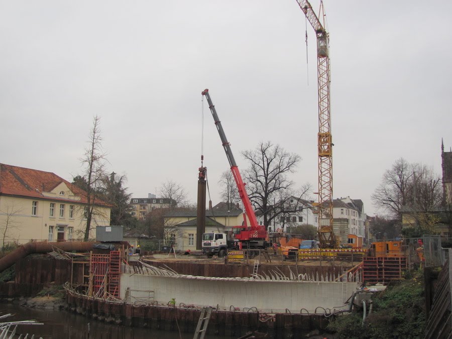 Dauerbaustelle Brücke 11/2010 by Christian Drescher