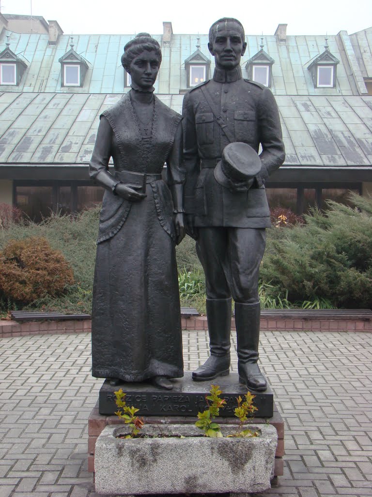 Rodzice papieża Jana Pawła II-- Emilia i Karol Wojtyło by Adam/Maciej Czykinowski