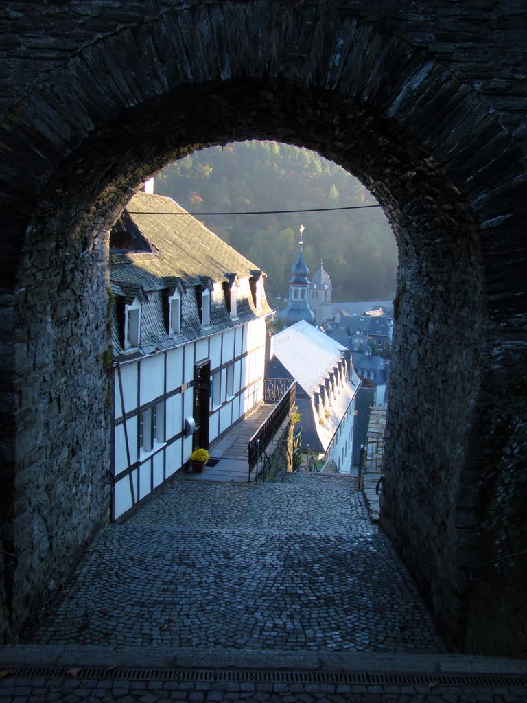 Monschau Oktober 2010 by DortmundWestfalica