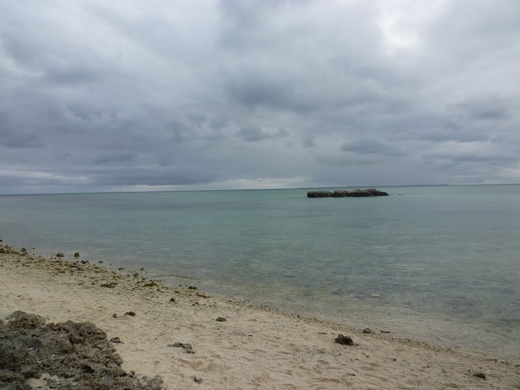 Kondoi Beach, Taketomi Island by ZUU