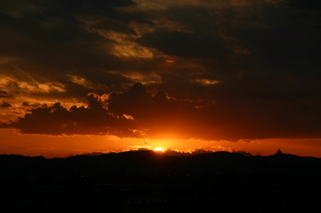 Tramonto su Bologna by Fulvio Tironi