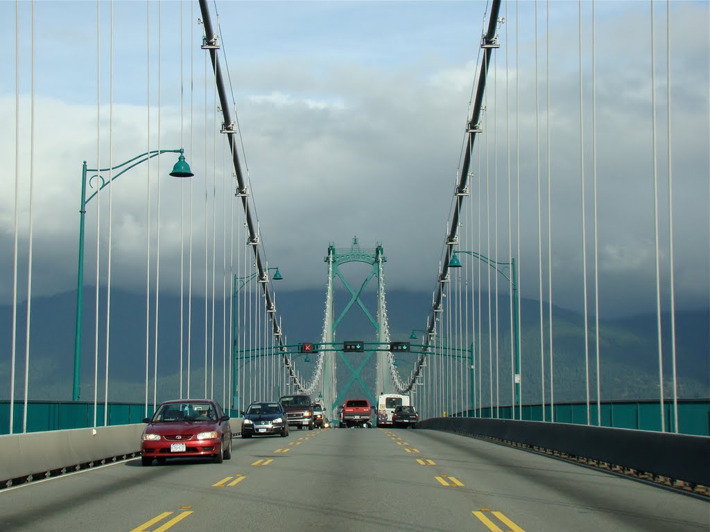 Lions Gate Bridge, Vancouver, B.C. by Tom Forster-Smith