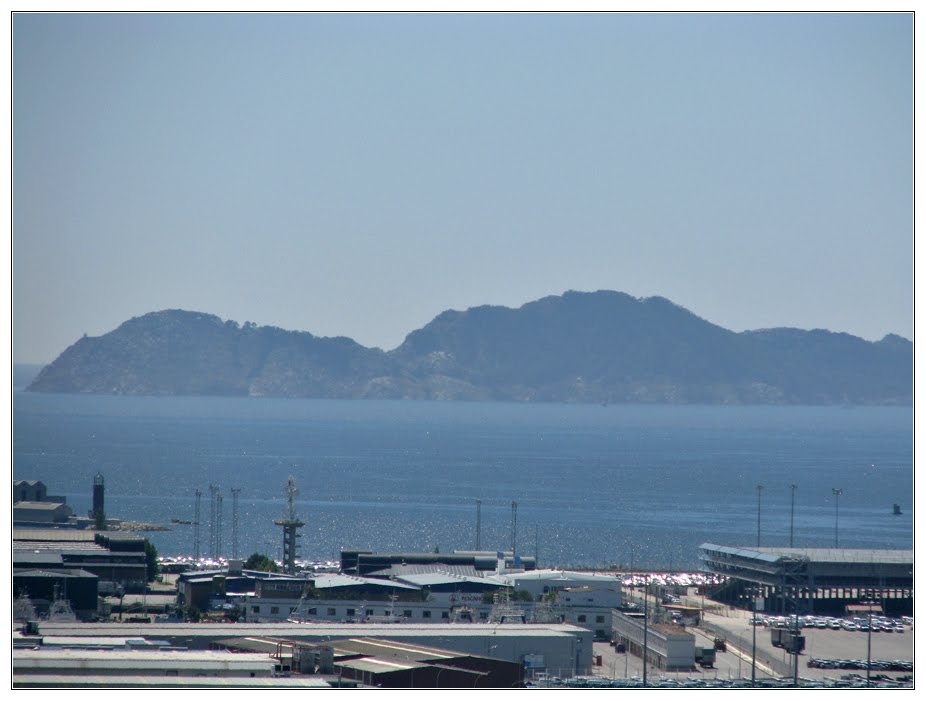 Islas Cies by André Barragon