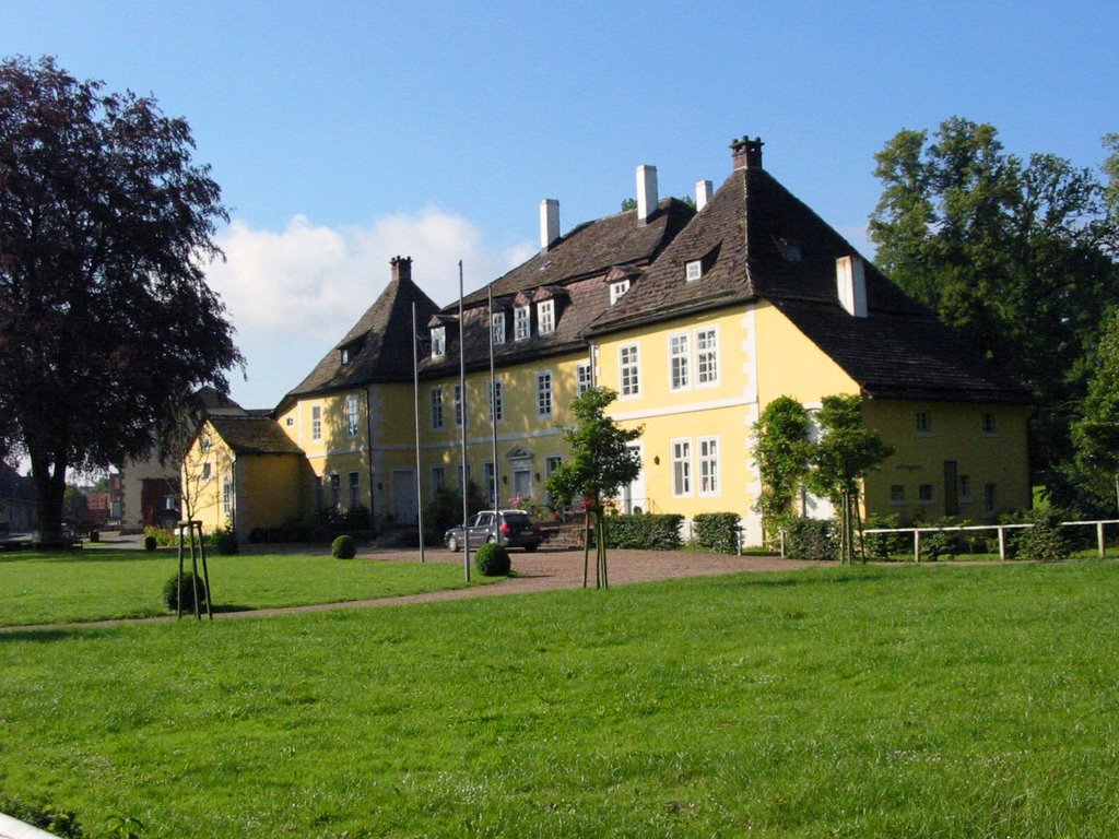 Schloß Bökerhof by Christof Luecking