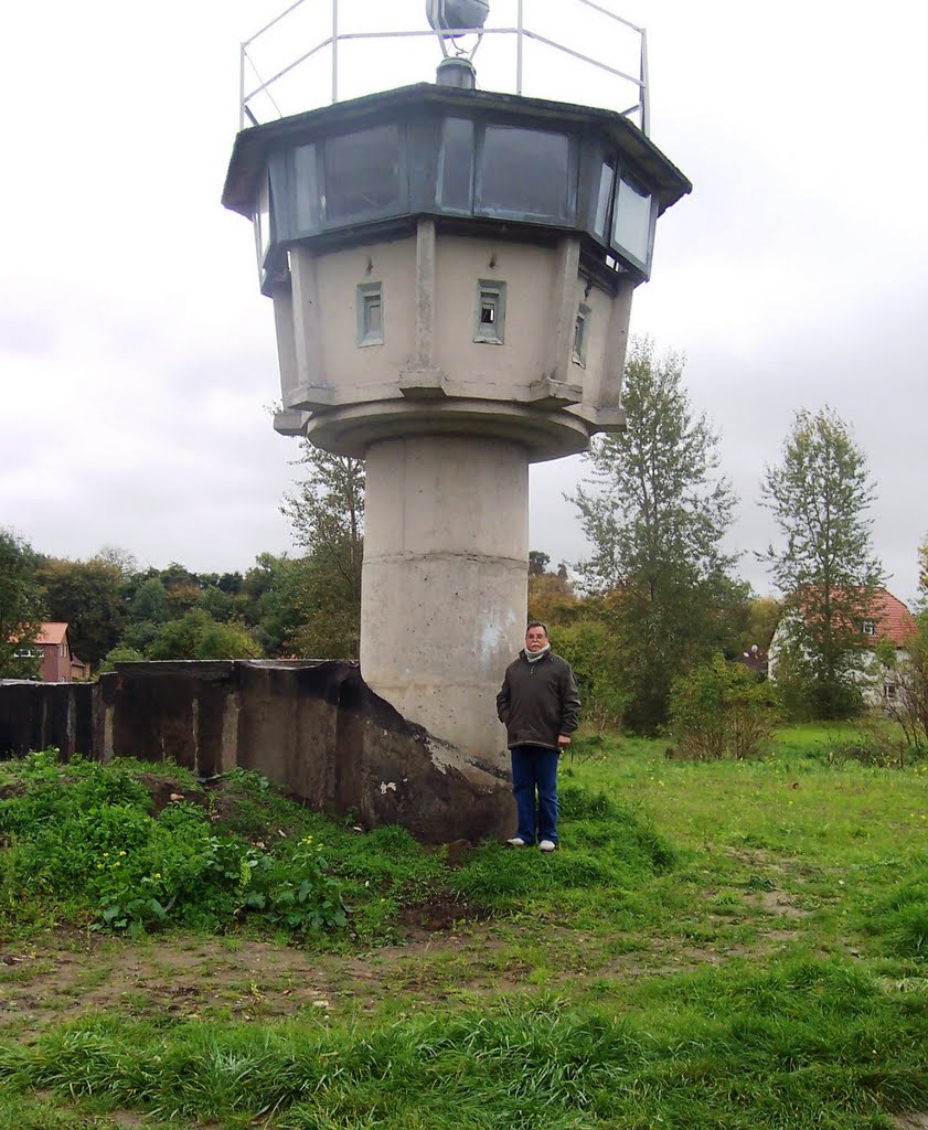 Hötensleben - Torre de Vigilancia (ex-Cortina de Hierro) by Fito Bolso