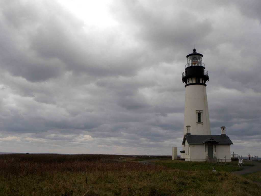 Yaquina Head Lighthouse by Beautiful Adventure …