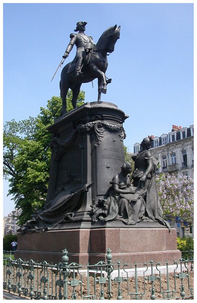 LILLE - Statue équestre du Général Faidherbe by Jacques Delmarle