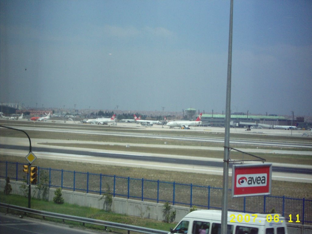 Ataturk airport, from flyinn by Can ÇETİNÇELİK