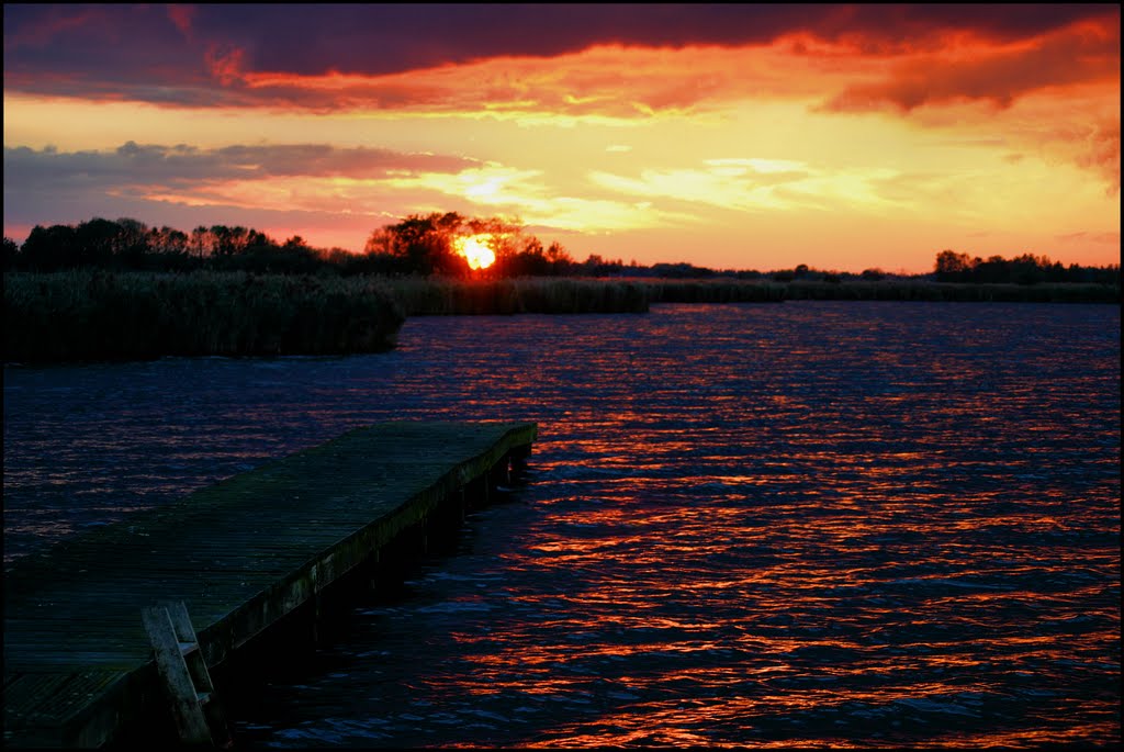 Sunset Schildmeer by Teunis Haveman