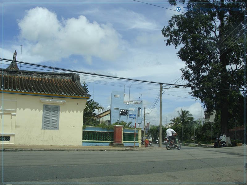 Ngã tư - Phan Bội Châu / Trần Hưng Đạo - Crossroads by Thắng Nguyễn Xuân