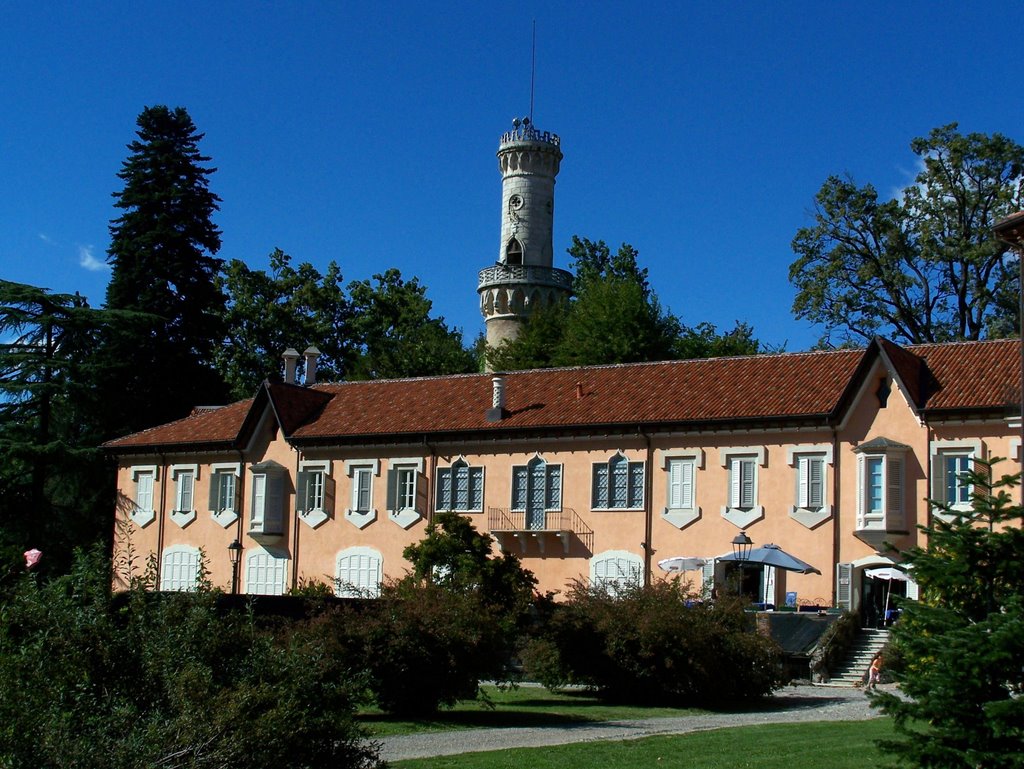 * Varese - Villa Mirabello * by Quechua