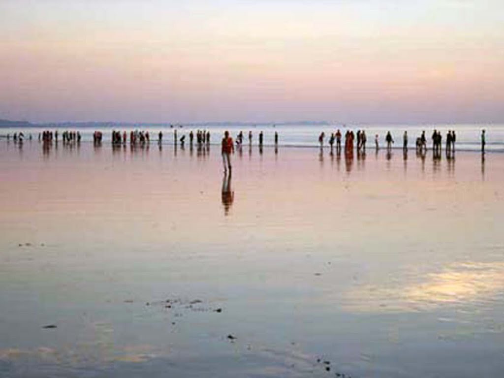 Sea Beach, Cox's Bazar by Robel Akram